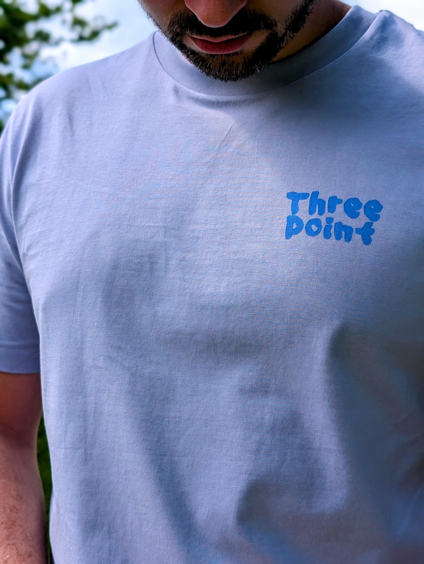 Three Point Lavendel Unisex-Bio-Baumwoll-T-Shirt